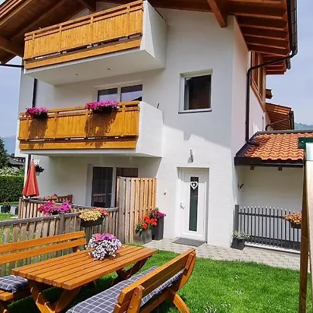Alp-in Apartment Kaprun